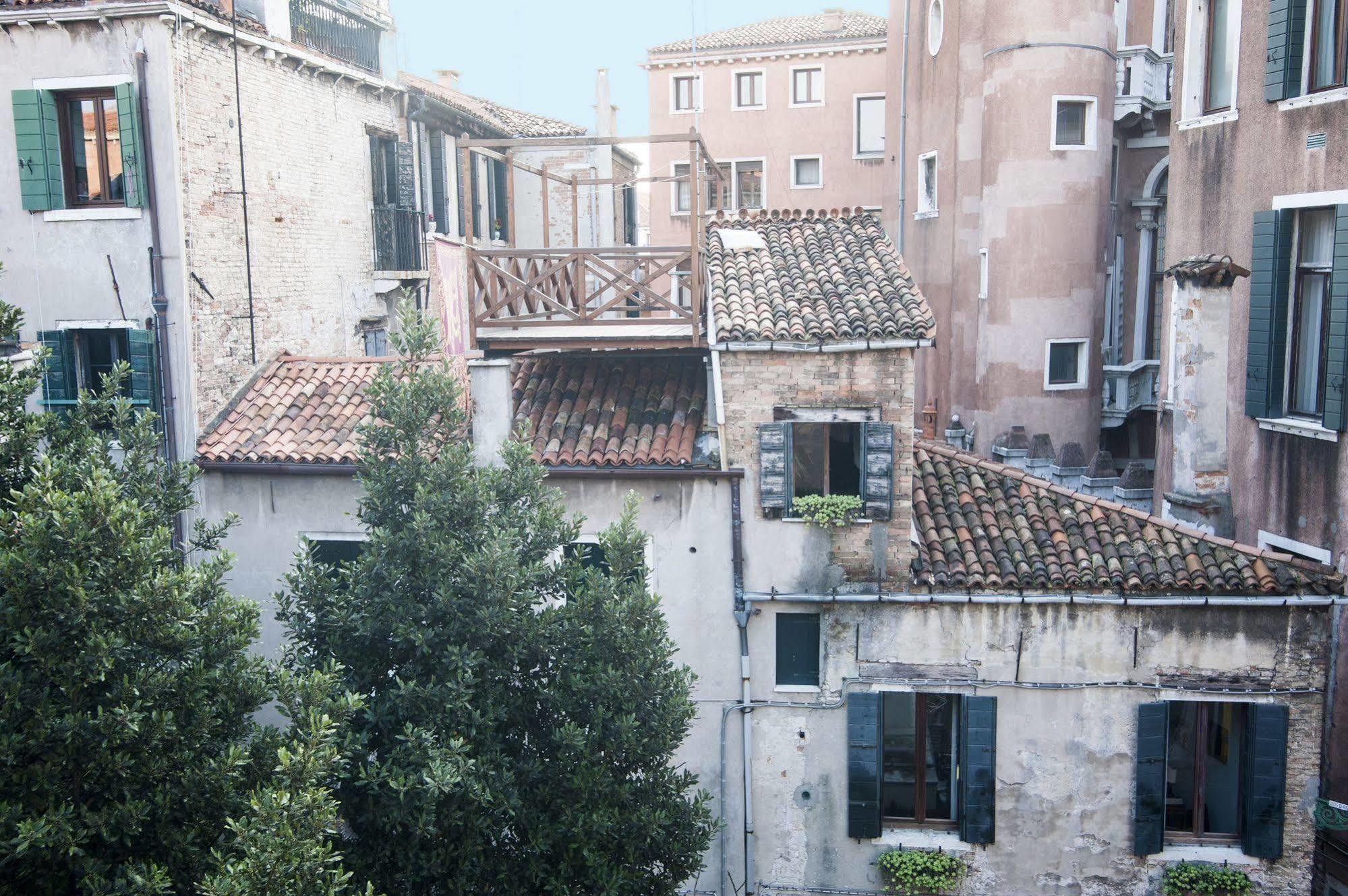Hotel Locanda Ca' Foscari Venedig Exterior foto